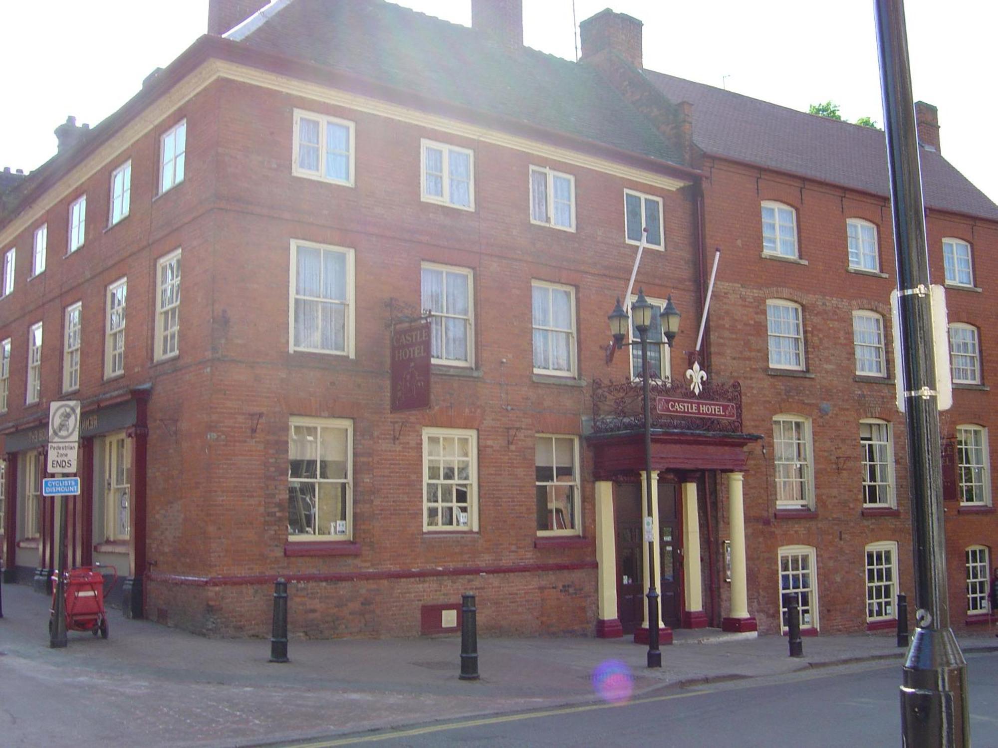 Castle Hotel Tamworth Extérieur photo
