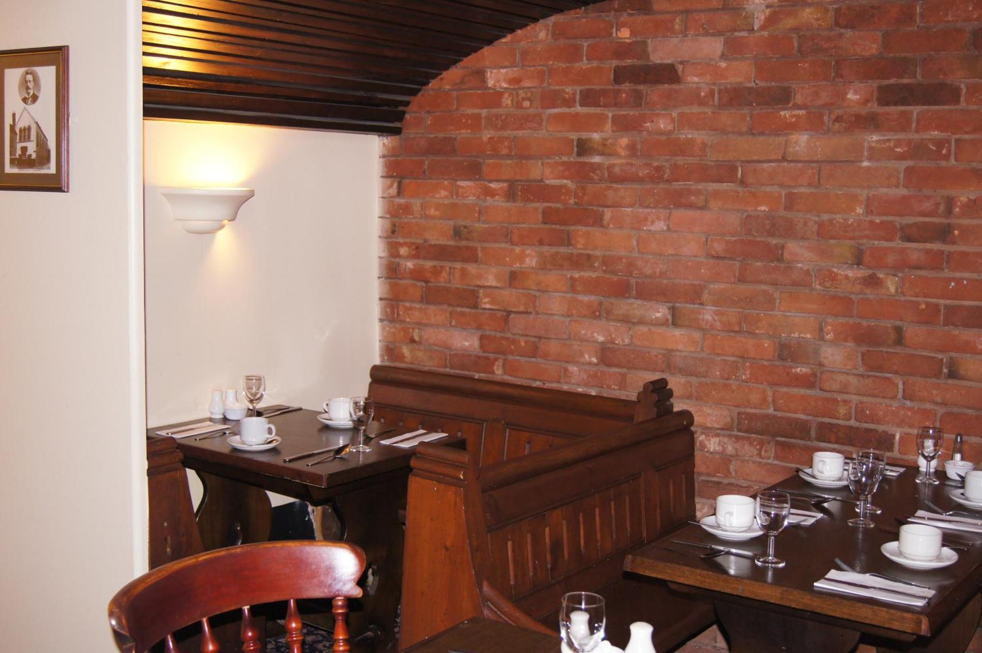Castle Hotel Tamworth Extérieur photo