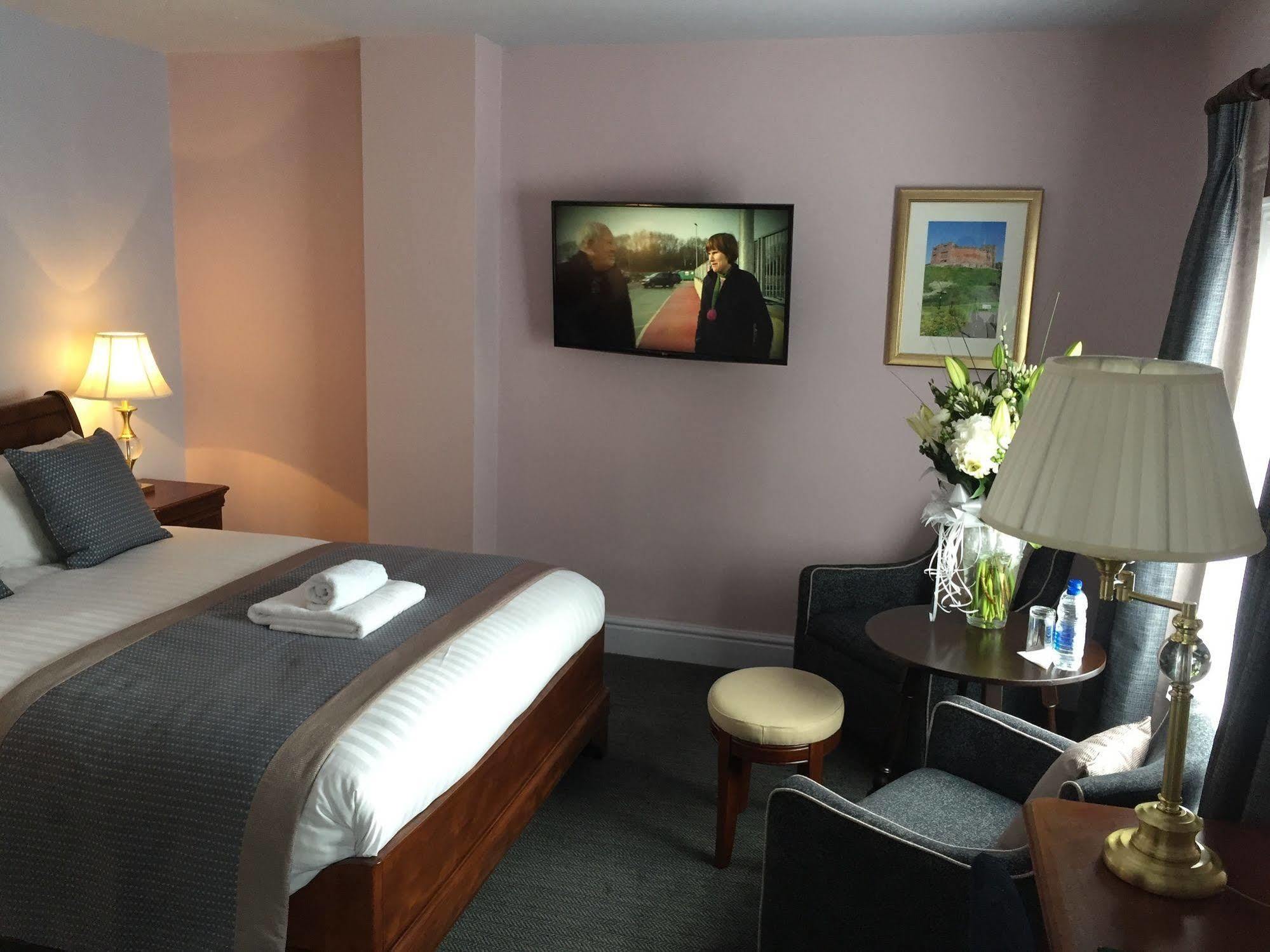 Castle Hotel Tamworth Extérieur photo