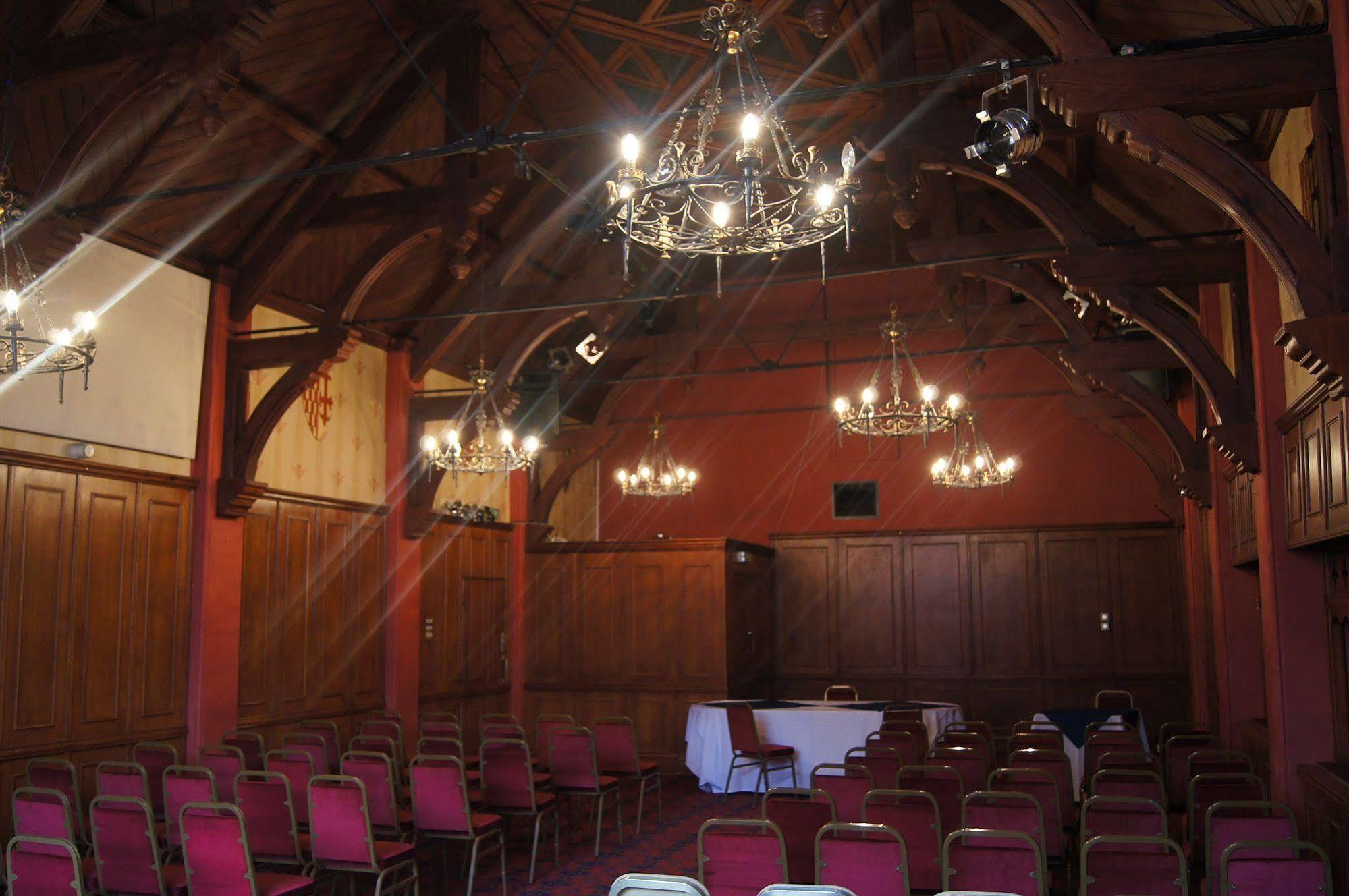 Castle Hotel Tamworth Extérieur photo